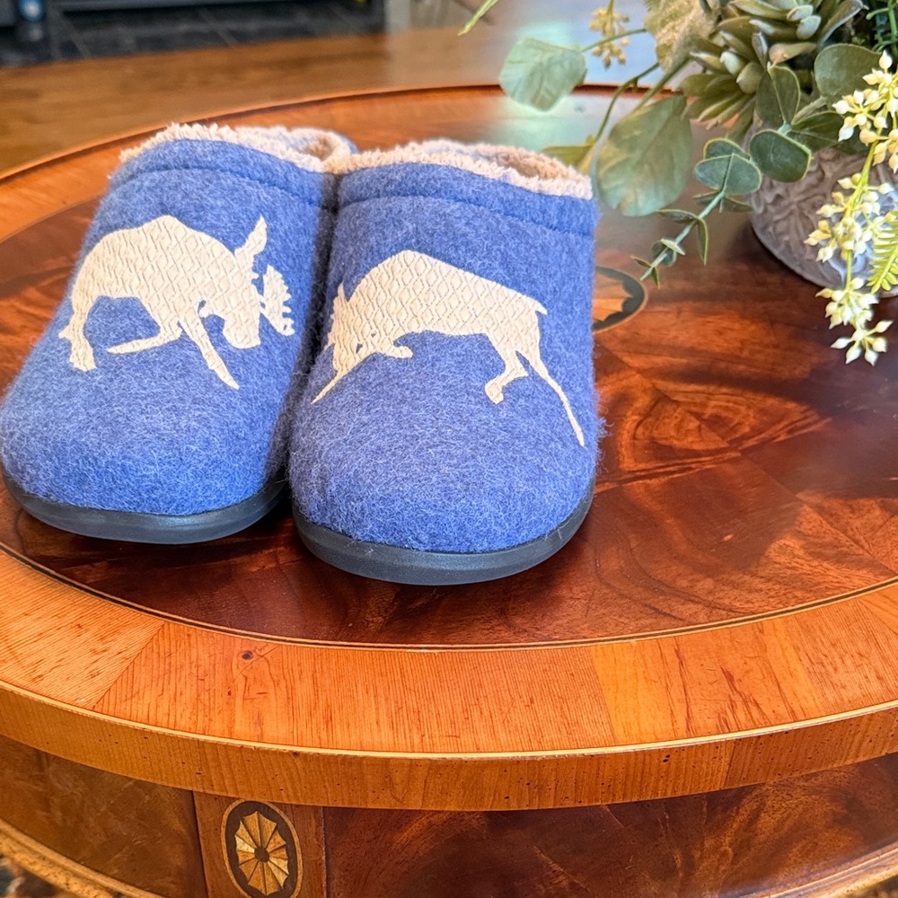 L.L. Bean Blue Fleece Slippers with Moose Motif
